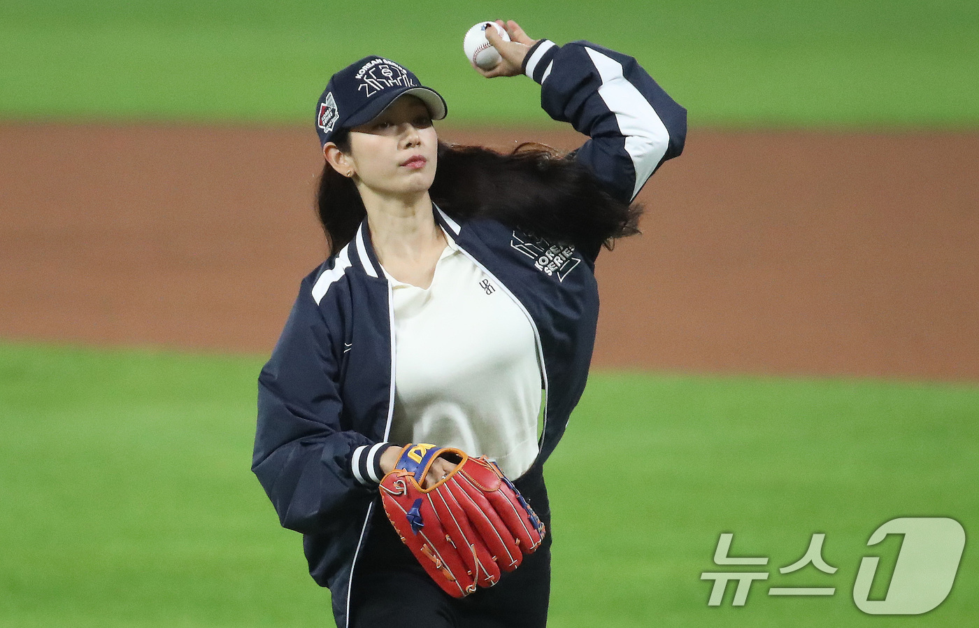 (광주=뉴스1) 임세영 기자 = 28일 오후 광주 기아챔피언스필드에서 열린 프로야구 '2024 신한 SOL 뱅크 KBO 포스트시즌' 한국시리즈 5차전 삼성 라이온즈와 KIA 타이거 …