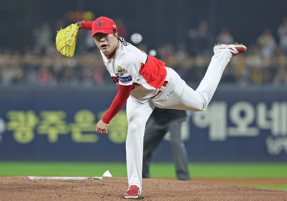 KIA 양현종, 부진 씻고 '대투수' 위용…삼성전 5⅔이닝 3K 1실점 호투