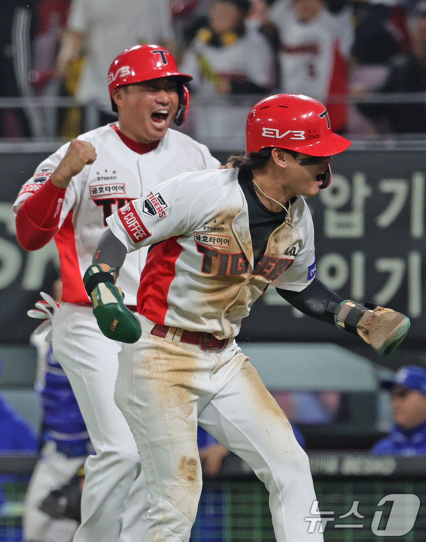 (광주=뉴스1) 장수영 기자 = 28일 오후 광주 기아챔피언스필드에서 열린 프로야구 '2024 신한 SOL 뱅크 KBO 포스트시즌' 한국시리즈 5차전 삼성 라이온즈와 KIA 타이거 …