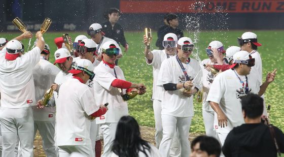 우승 자축하는 기아 타이거즈