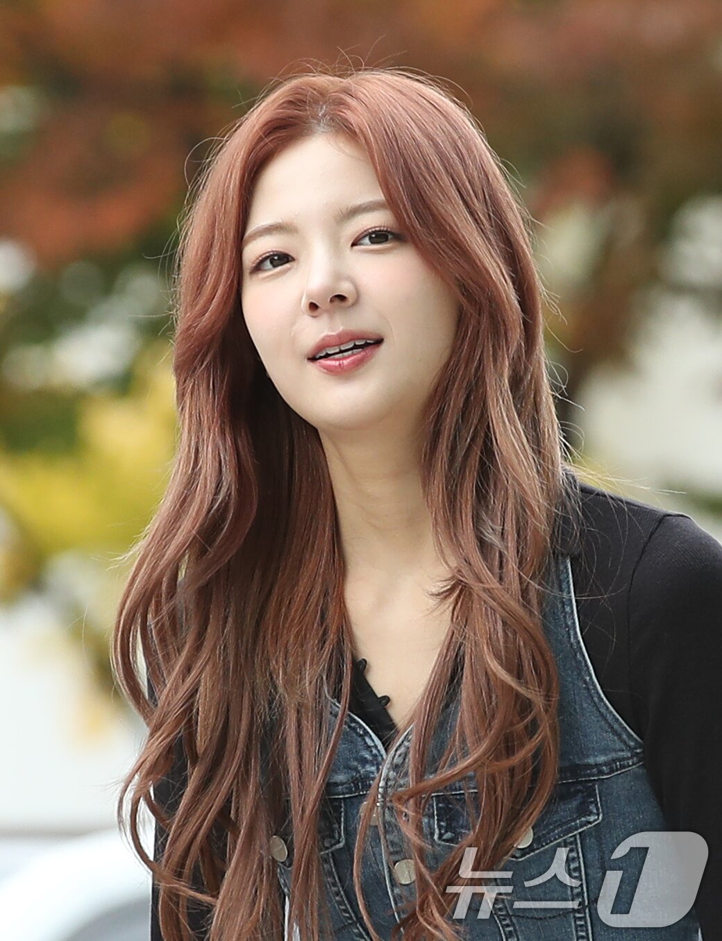 있지 리아, 고혹적인 가을 여인