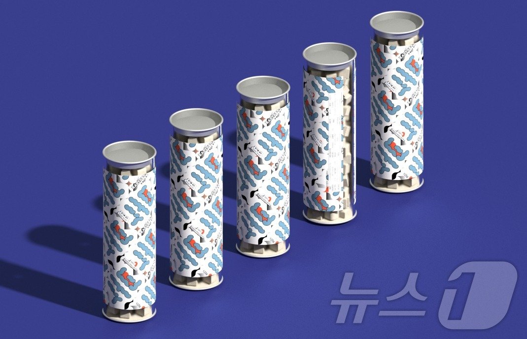 본문 이미지 - 2022 공모전 금상작인 동결건조 북어트릿. 반려동물을 위한 북어로 만든 동결 건조 식품. 가격은 1만4000원(한국관광공사 제공)