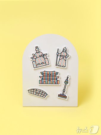 본문 이미지 - 서울 상징물 마그넷(서울관광재단 제공)