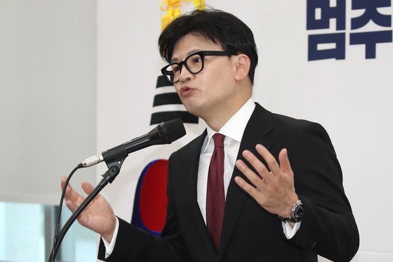 한동훈 "특별감찰관 안하고 민심 못 얻어…용산, 국민 눈높이 맞춰야"