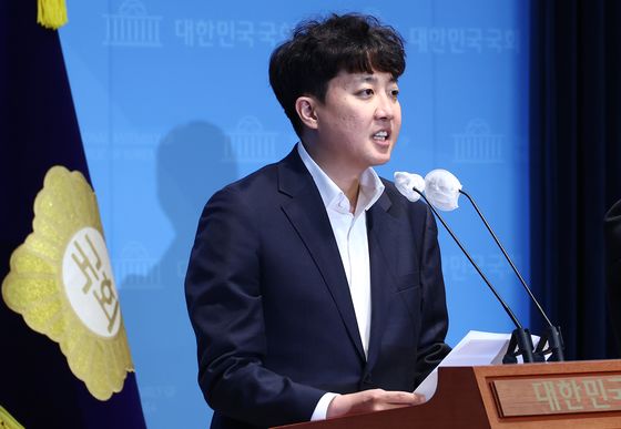 이준석 "尹, 2022년 지방선거때 특정 시장·구청장 공천 언급"