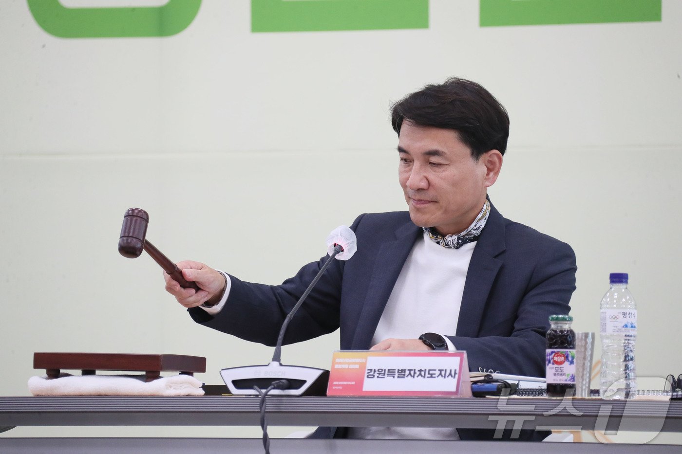 본문 이미지 - 김진태 강원특별자치도지사는 30일 미래산업글로벌도시 종합계획 심의회를 개최하고, 강릉, 철원, 양구, 인제 총 4개 지역을 강원특별법 농지특례의 핵심사항인 ‘농촌활력촉진지구’로 최초 지정했다.(강원도 제공)/뉴스1