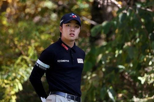 송민혁, KPGA 동아회원권그룹 오픈 첫날 단독 선두…11언더파