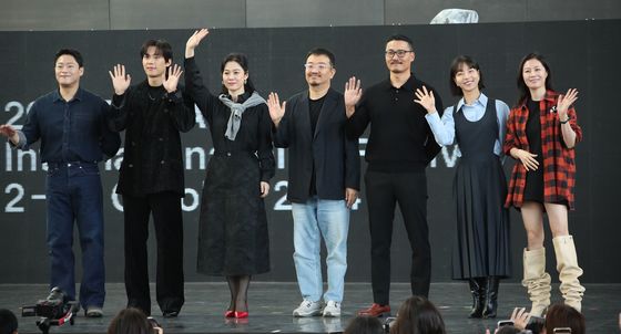 부산영화제로 나온 '지옥2' 주역들