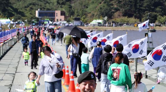 '국군 아저씨와 함께' 든든해요!