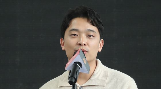 하성국 '여행자의 필요'로 인사 드려요