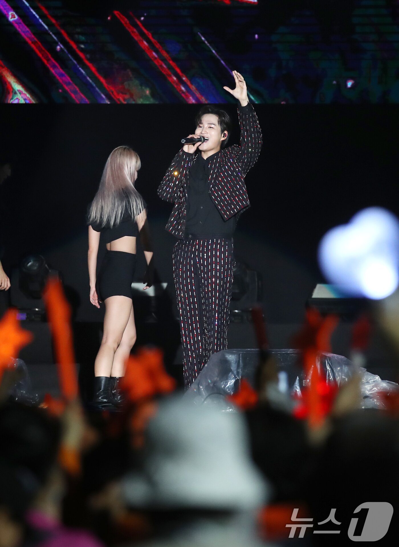 김희재, 해운대 밝히는 무대