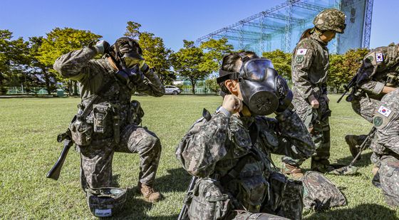 '화학탄 공격을 받는다면'