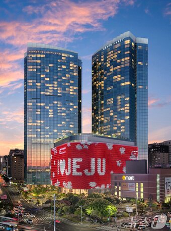 본문 이미지 - 제주 드림타워 복합리조트(롯데관광개발 제공)