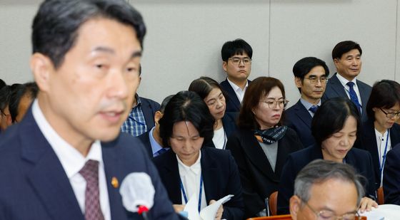 [국감]교육위 국감 출석한 김건호 청년보좌역