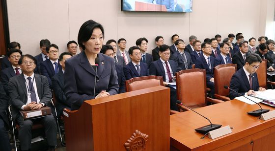 [국감]오영주 장관 "소상공인과 배달플랫폼 간 상생방안 마련하겠다"