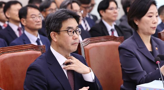 [국감]국정감사 출석한 김성섭 중기부 차관