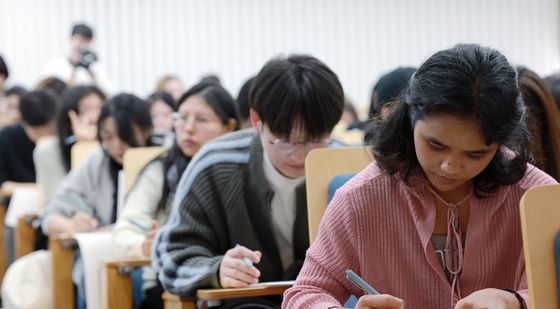 한글날 맞아 외국인 한글백일장