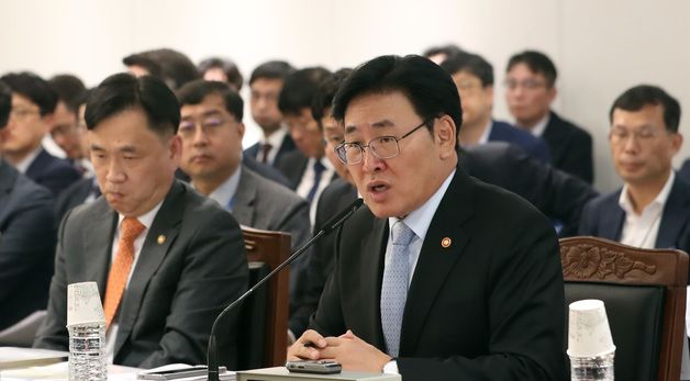 [국감]답변하는 유상임 과기부 장관