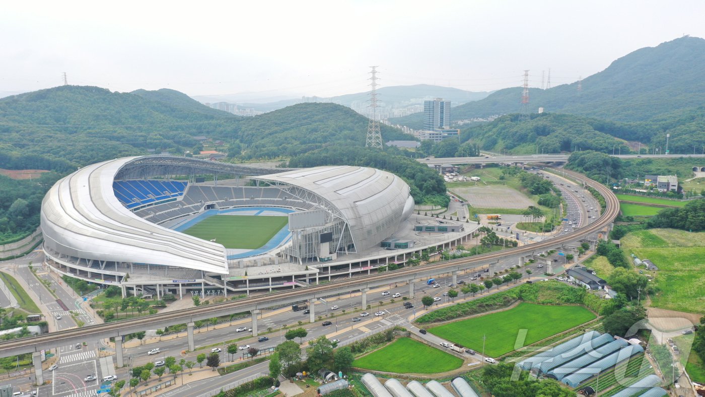 용인미르스타디움 전경&#40;용인시 제공&#41; ⓒ News1 김평석 기자