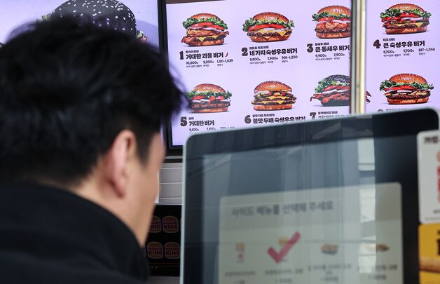 SPC 빵 생산 중단 한 달…외식 업계, 수급 이원화·비상체제 대응