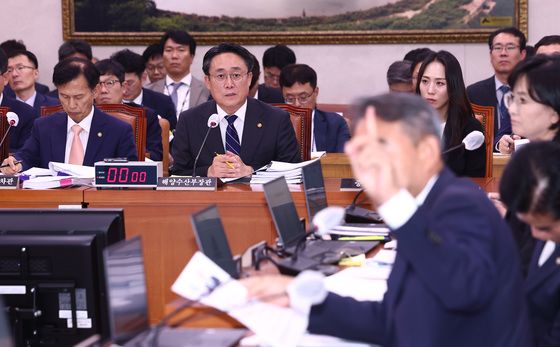 [국감초점] 후쿠시마 오염수 격돌…"용산 발표 잘못" vs "괴담"(종합)