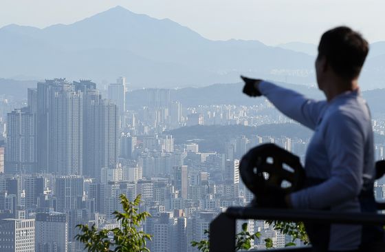 유행하는 2030 임장에 속앓이 …공인중개사, 방문자제 공문 발송