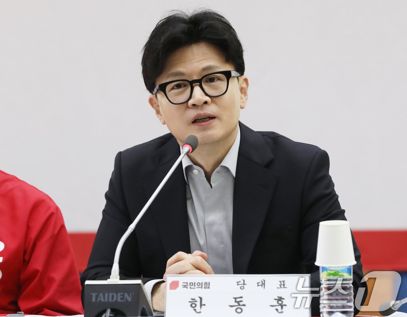 본문 이미지 - 한동훈 국민의힘 대표가 9일 오전 부산 금정구 윤일현 금정구청장 후보 선거사무소에서 열린 현장 최고위원회의에서 발언을 하고 있다. 2024.10.9/뉴스1 ⓒ News1 윤일지 기자