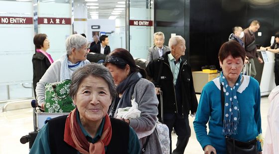 한국 찾은 사할린동포