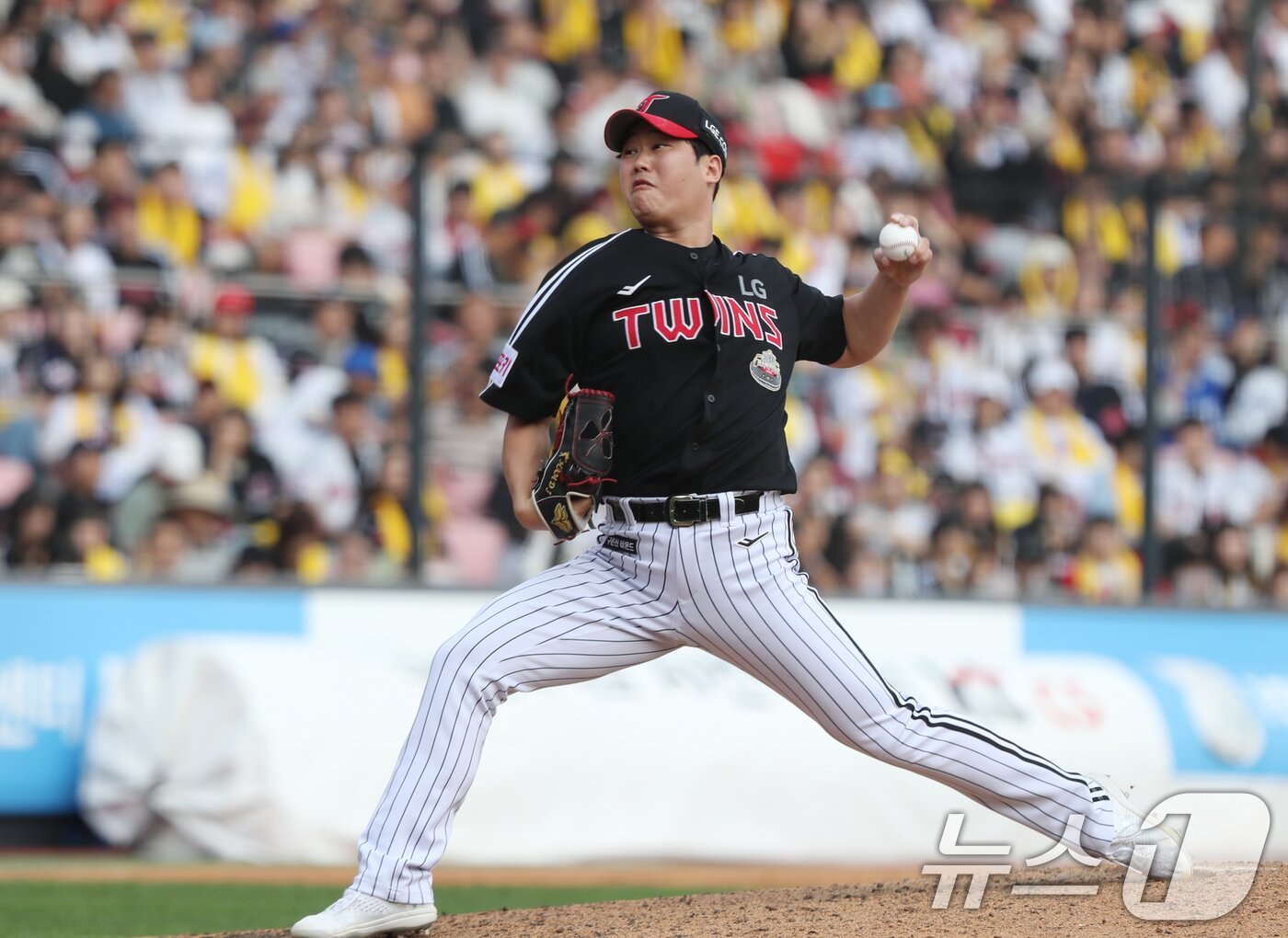본문 이미지 - LG 트윈스 좌완 불펜 투수 함덕주. 뉴스1 DB ⓒ News1 김영운 기자
