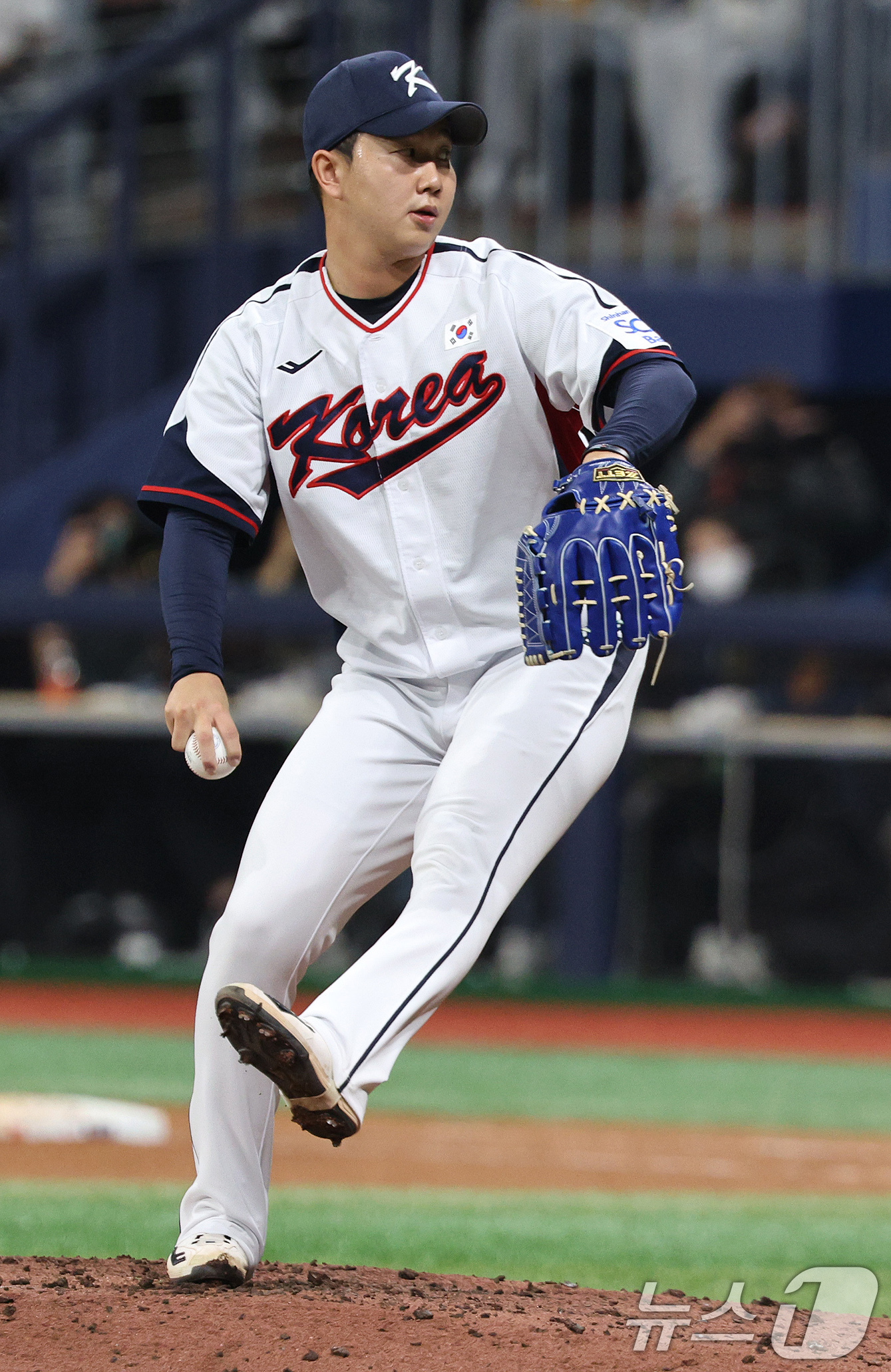 (서울=뉴스1) 장수영 기자 = 1일 오후 서울 구로구 고척스카이돔에서 열린 '2024 K-BASEBALL SERIES' 대한민국 야구 대표팀과 쿠바 대표팀의 평가전, 4회초 대한 …