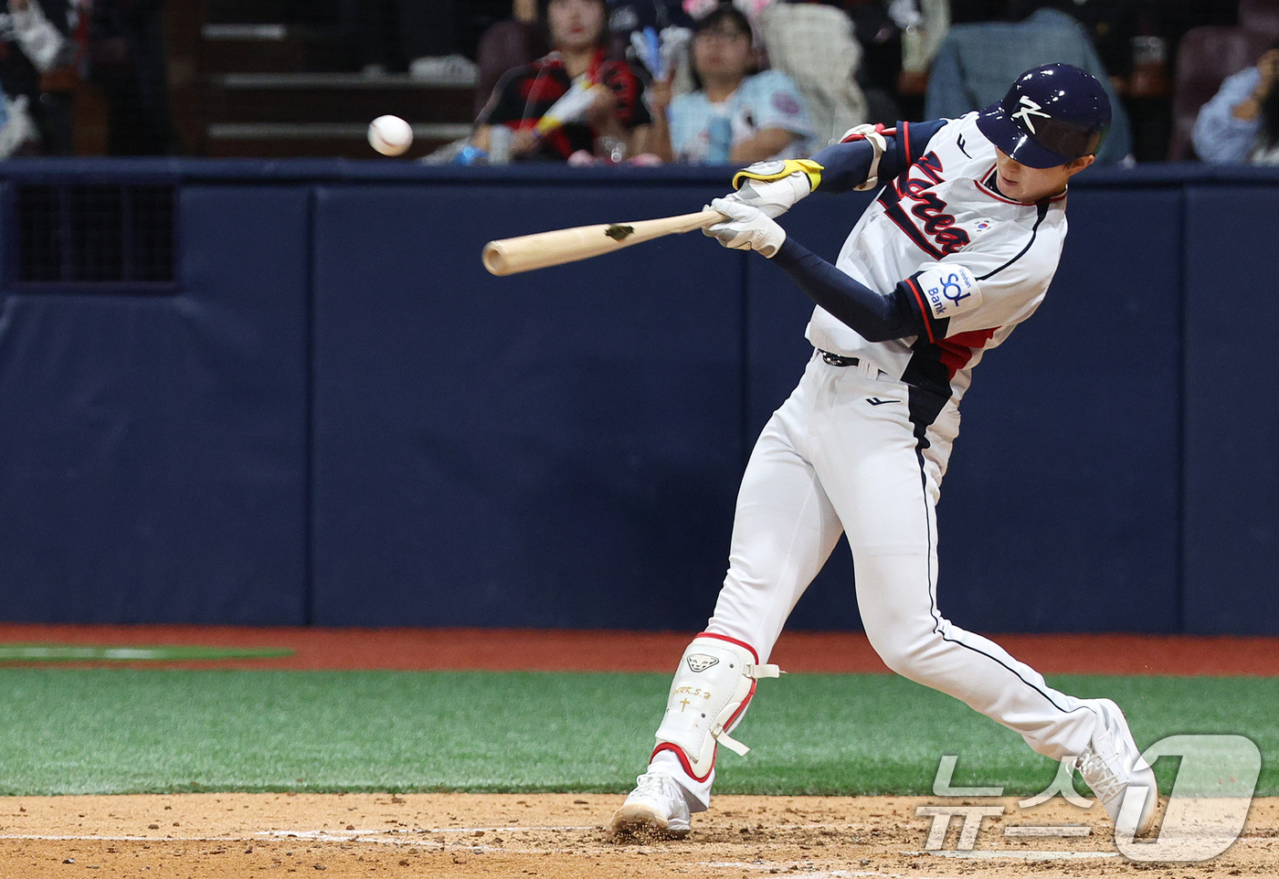 (서울=뉴스1) 장수영 기자 = 1일 오후 서울 구로구 고척스카이돔에서 열린 '2024 K-BASEBALL SERIES' 대한민국 야구 대표팀과 쿠바 대표팀의 평가전, 5회말 대한 …