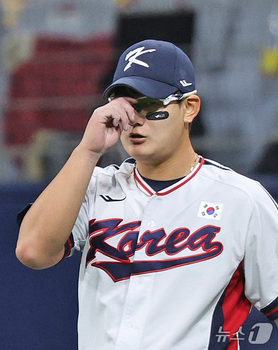 (서울=뉴스1) 장수영 기자 = 1일 오후 서울 구로구 고척스카이돔에서 열린 '2024 K-BASEBALL SERIES' 대한민국 야구 대표팀과 쿠바 대표팀의 평가전, 6회초 대한 …