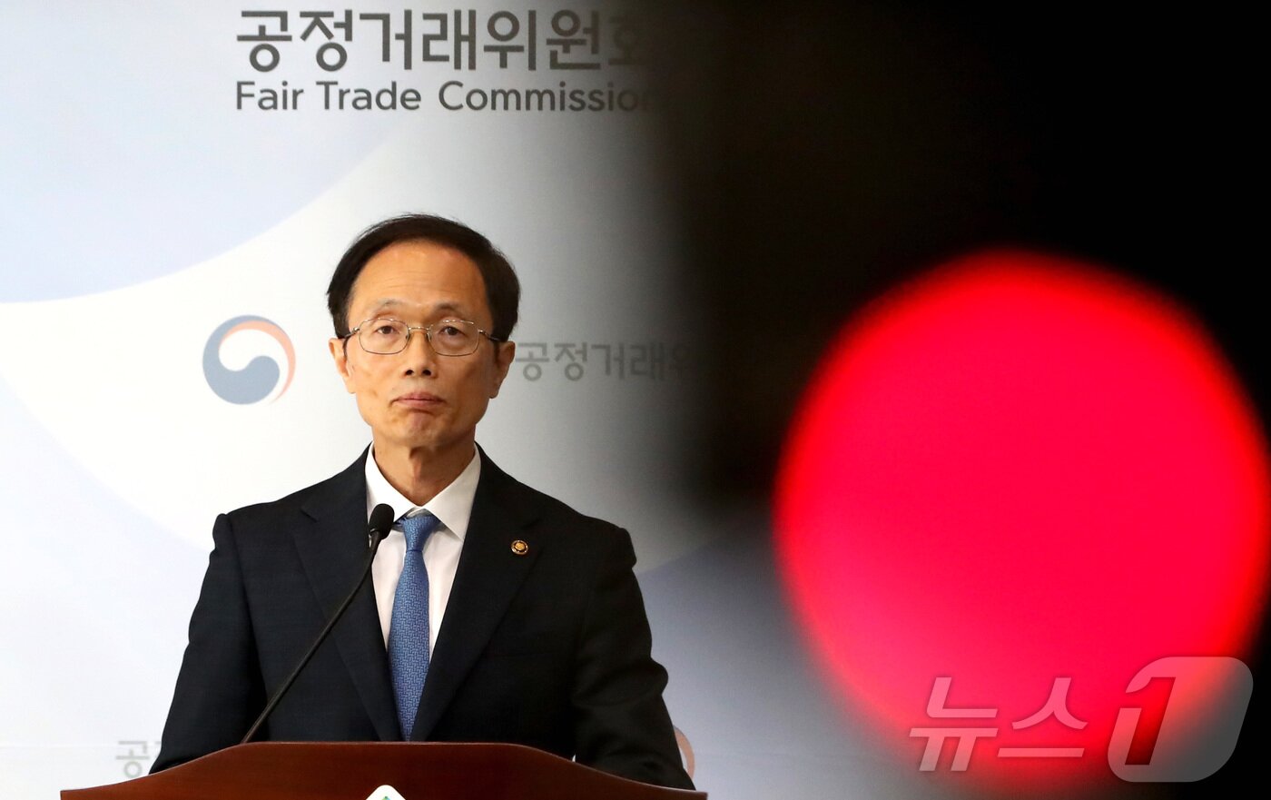 본문 이미지 - 조홍선 공정거래위원회 부위원장이 11월 11일 세종시 정부세종청사에서 윤석열 정부 출범 후 공정거래 분야 성과 및 향후 정책 추진계획을 발표하고 있다. 2024.11.11/뉴스1 ⓒ News1 김기남 기자