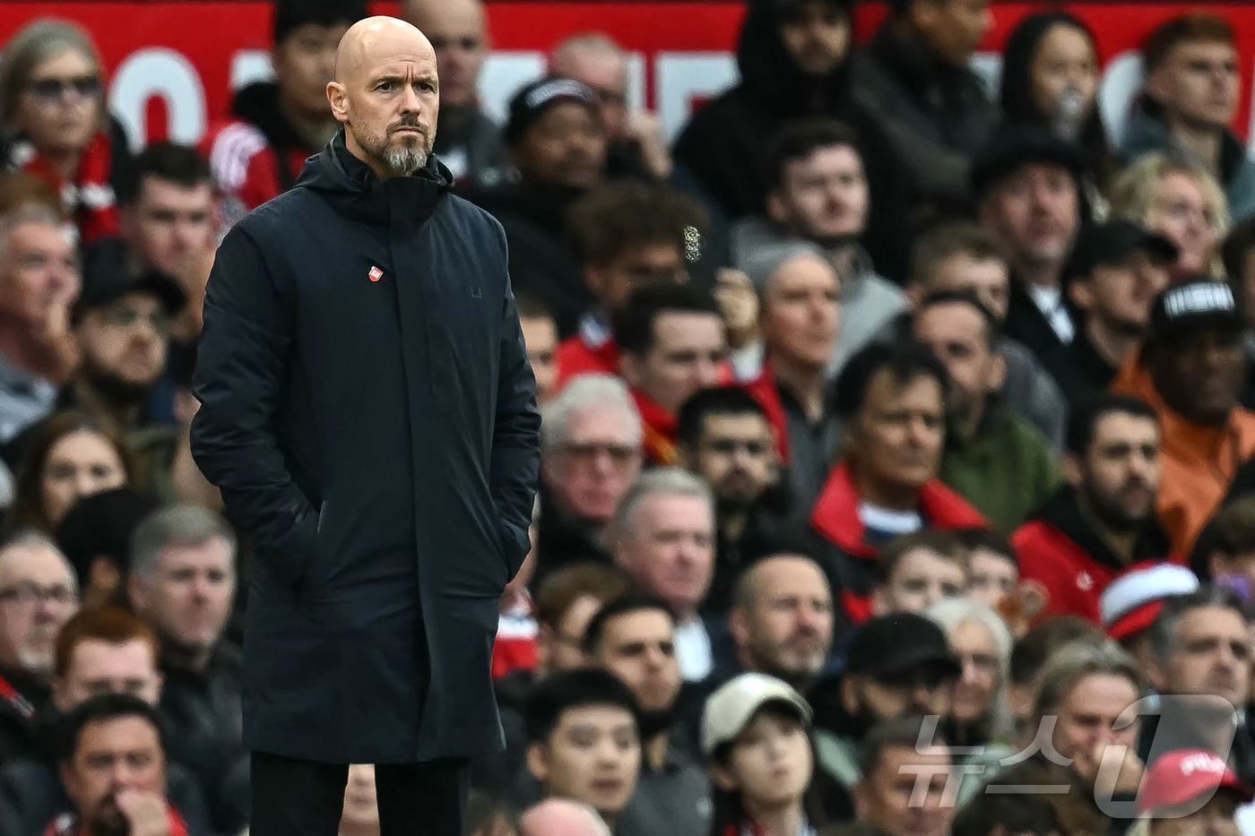 본문 이미지 - 에릭 텐하흐 맨유 전 감독은 3번째 시즌 만에 물러났다. ⓒ AFP=뉴스1