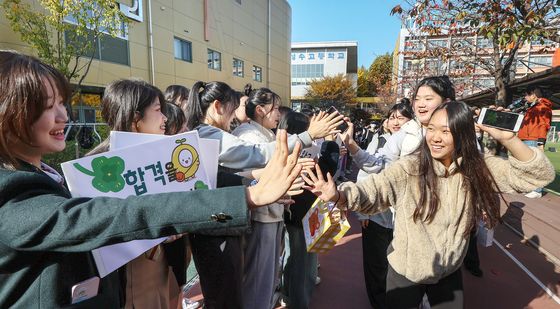 '후배들 응원 기운을 받아'