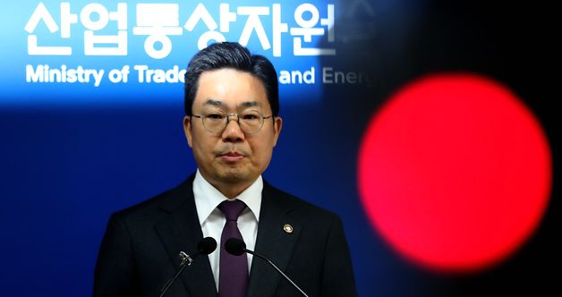 박성택 산업차관 "올해 수출 '상저하고'…정책자원 상반기 집중"