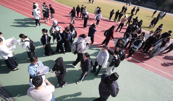 '날씨도 응원' 수능 한파 없다…포근 날씨 속 오후부터 비