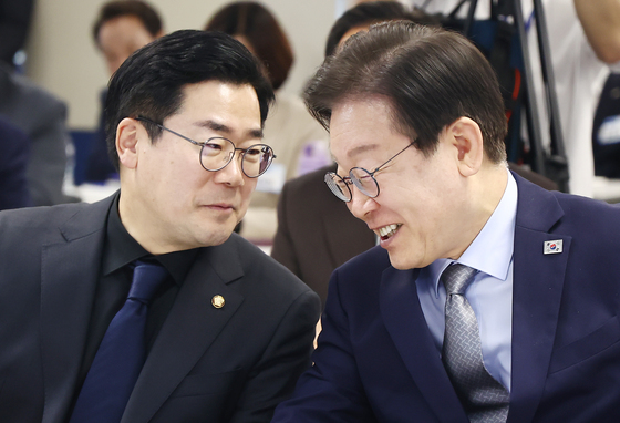 '한때 투톱' 李대통령-박찬대, 내달초 비공개 만찬