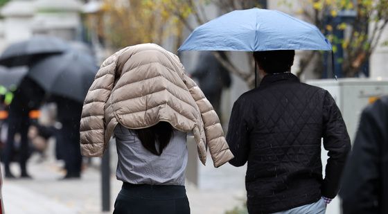 수능일 한파 대신 비 예보…우산 챙기세요