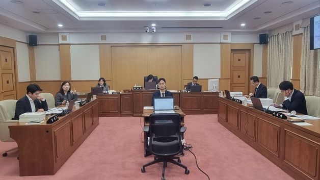 이금선 대전시의회 교육위원장 "AI디지털교과서 실체 없는데 연수 진행"