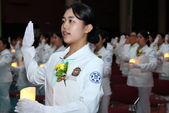 구미대 간호대학 258명 나이팅게일 선서…"간호인 의무와 책임 다할것"