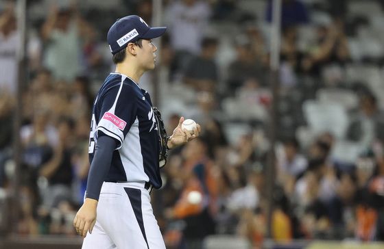 제2의 양현종·김광현 없었다…최승용, 일본전 1⅔이닝 2실점 강판