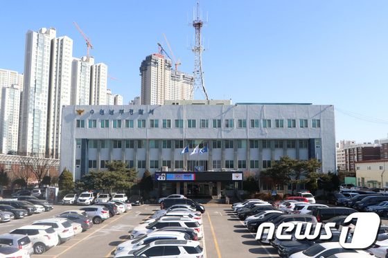 환경미화원 폭행하고 출동한 경찰관에 침뱉은 30대 남성 검거