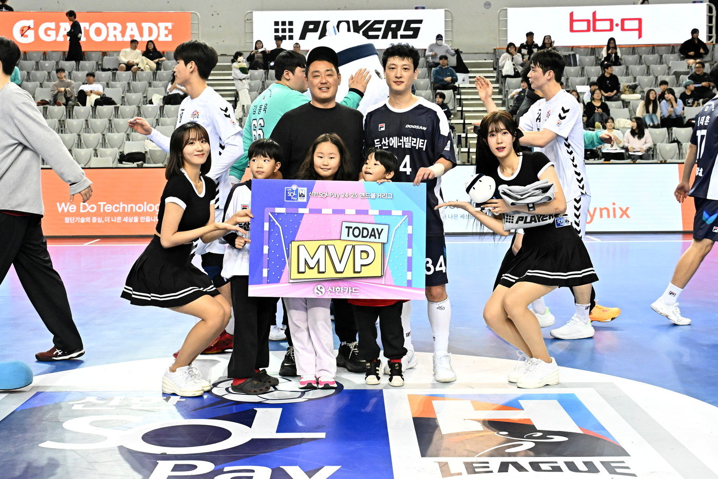 본문 이미지 -  MVP를 받은 강전구(H리그 제공)