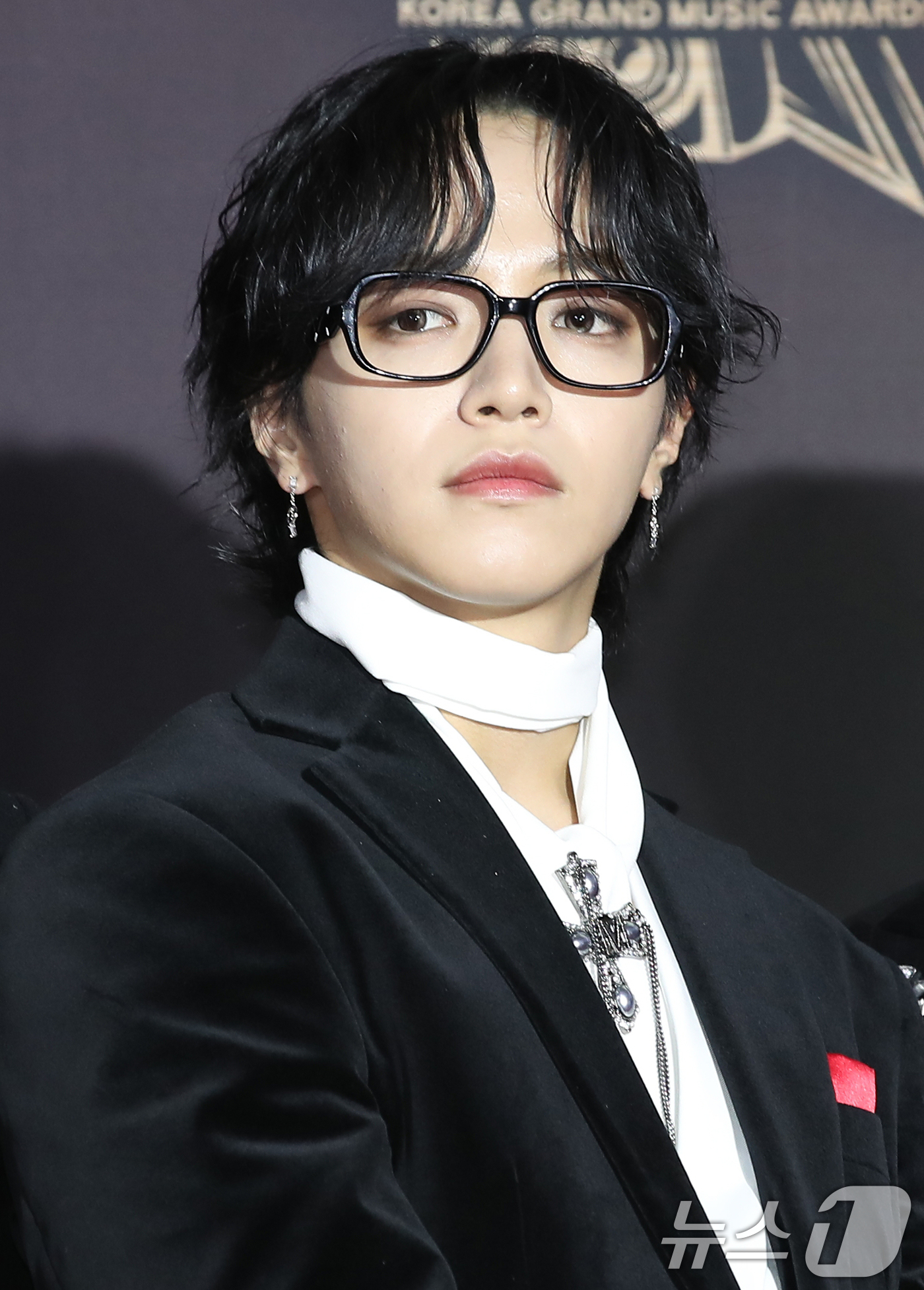 (인천=뉴스1) 권현진 기자 = JO1 쇼세이가 17일 오후 인천의 한 공연장에서 열린 '제1회 코리아 그랜드 뮤직 어워즈(2024 KGMA)' 레드카펫 행사에 참석해 포즈를 취하 …