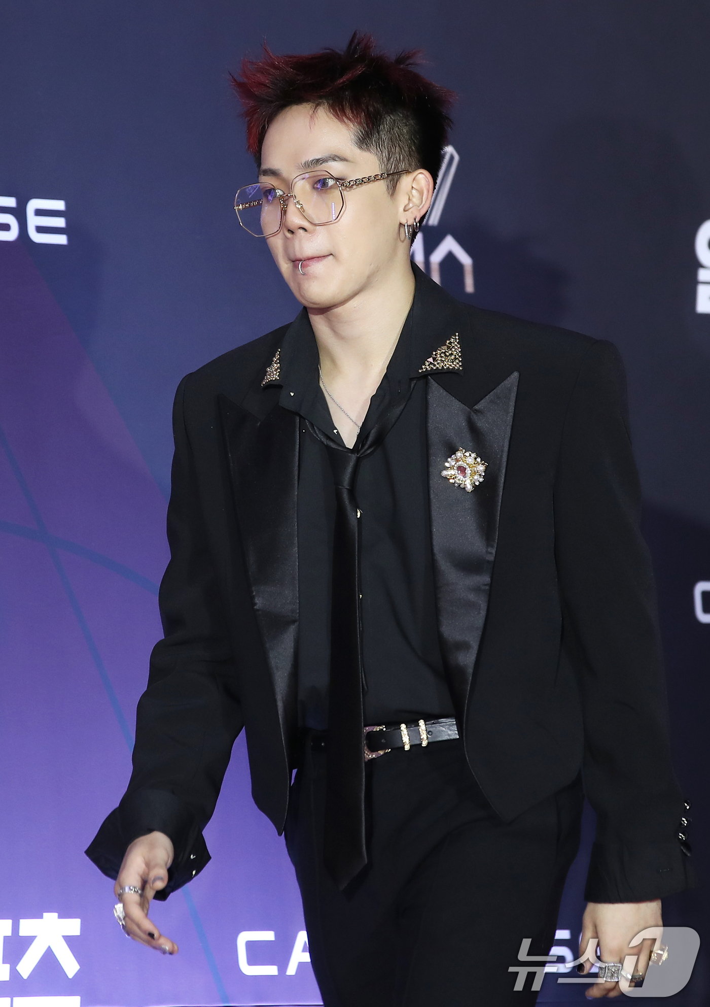 (인천=뉴스1) 권현진 기자 = 트레저 최현석이 17일 오후 인천의 한 공연장에서 열린 '제1회 코리아 그랜드 뮤직 어워즈(2024 KGMA)' 레드카펫 행사에 참석하고 있다. 2 …