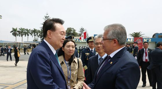 윤석열 대통령, 페루 APEC 마치고 브라질 G20 참석