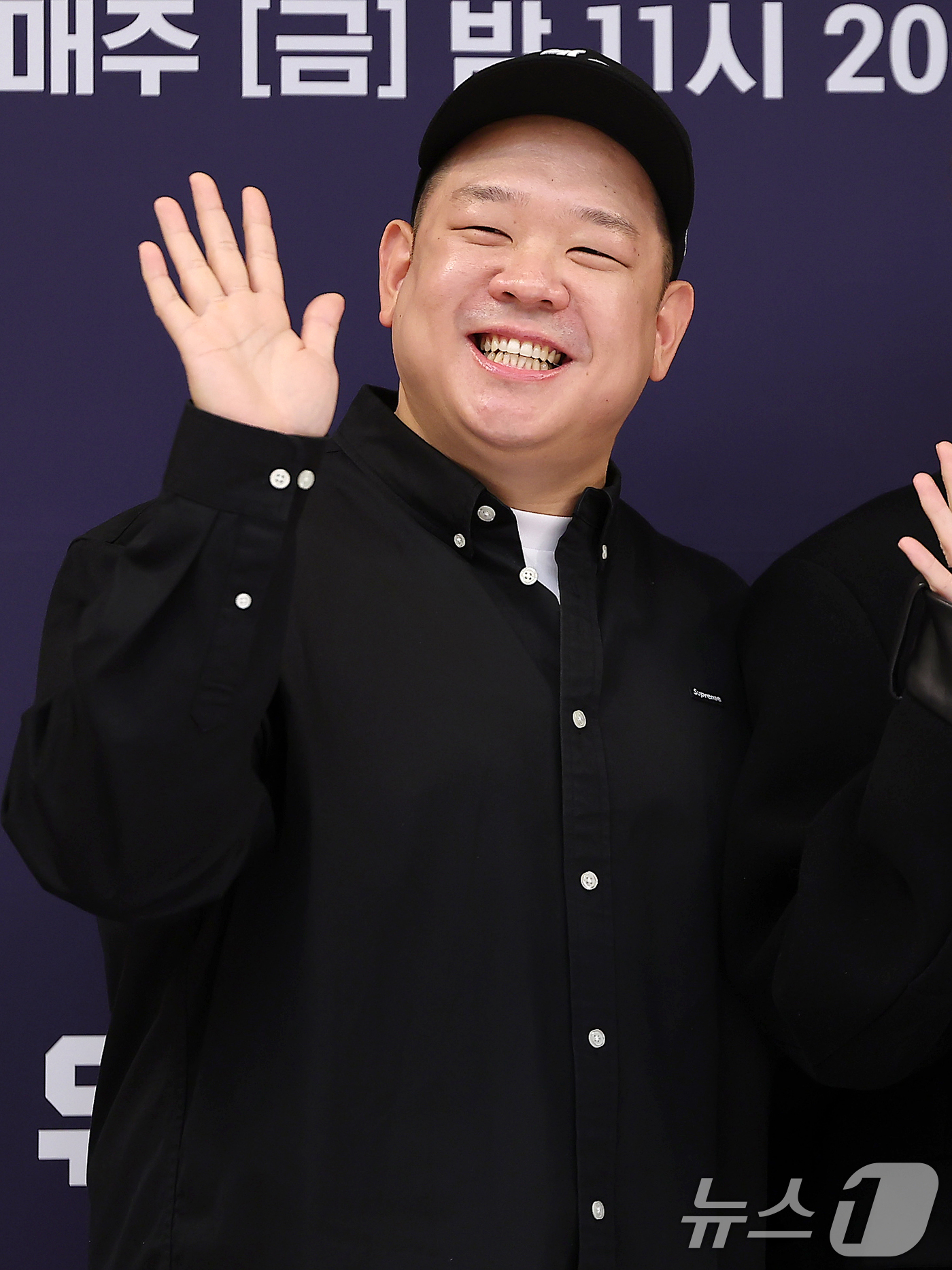 (서울=뉴스1) 김진환 기자 = 이환진 PD가 19일 오전 서울 양천구 목동 SBS에서 열린 글로벌 보이그룹 오디션 프로그램 '유니버스 리그' 제작발표회에 참석해 포즈를 취하고 있 …