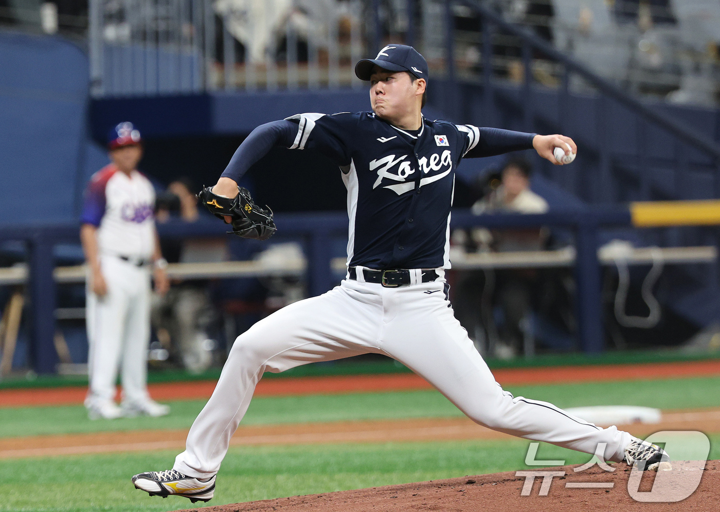 (서울=뉴스1) 장수영 기자 = 2일 오후 서울 구로구 고척스카이돔에서 열린 '2024 K-BASEBALL SERIES' 대한민국 야구 대표팀과 쿠바 대표팀의 평가전 2차전, 1회 …