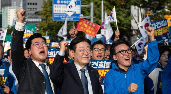 구호 외치는 민주당 지도부 '김건희를 특검하라'